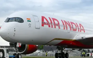 Cover Image for Air India Dreamliner returns to Hong Kong after technical issue mid-air