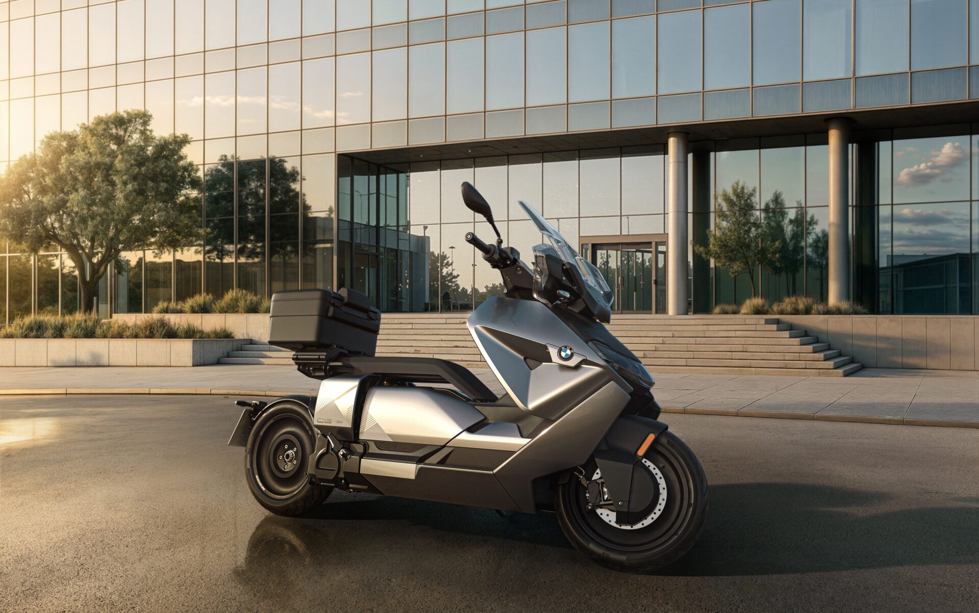 BMW CE 04