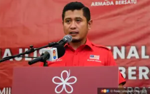 Cover Image for 2 more Bersatu members arrested after anti-Anwar rally