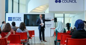 Boosting AI literacy for professional communication