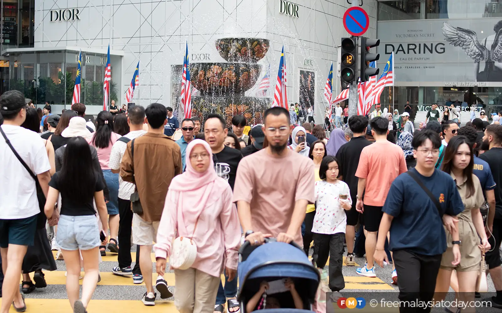 Cover Image for Saya mahu pegang portfolio pendidikan dalam Kabinet, kata Rafizi
