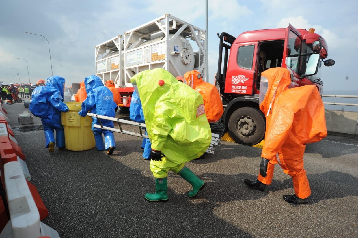 Chemical spill drill on Second Link tests Malaysia-Singapore readiness