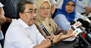 Desa Pandan hawker stalls spared from demolition, road plans to be reviewed