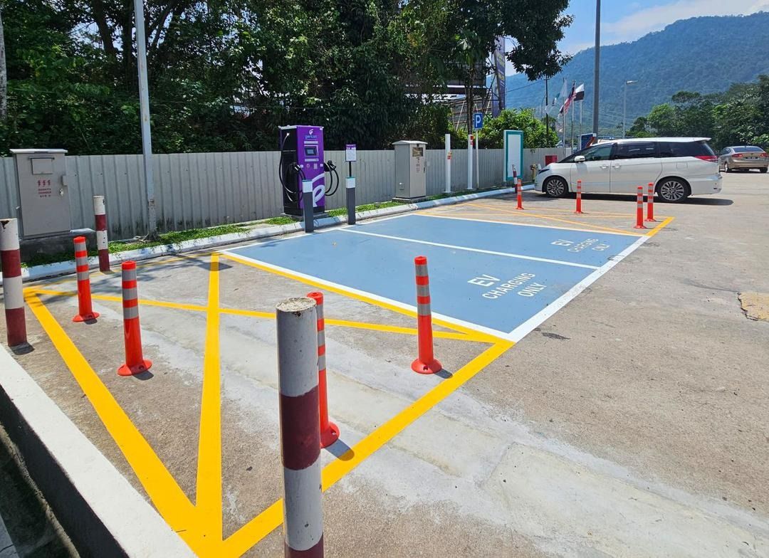 Gentari DC Charger at Petronas Bentong R&R