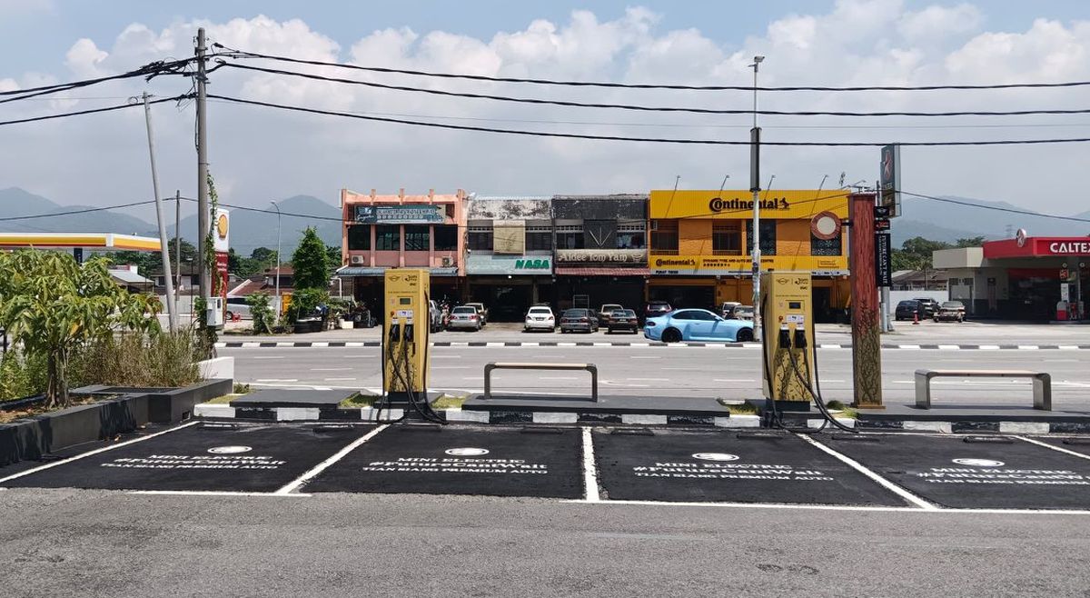 Gentari deploys two 180kW DC Charger at Mini Tian Siang Ipoh