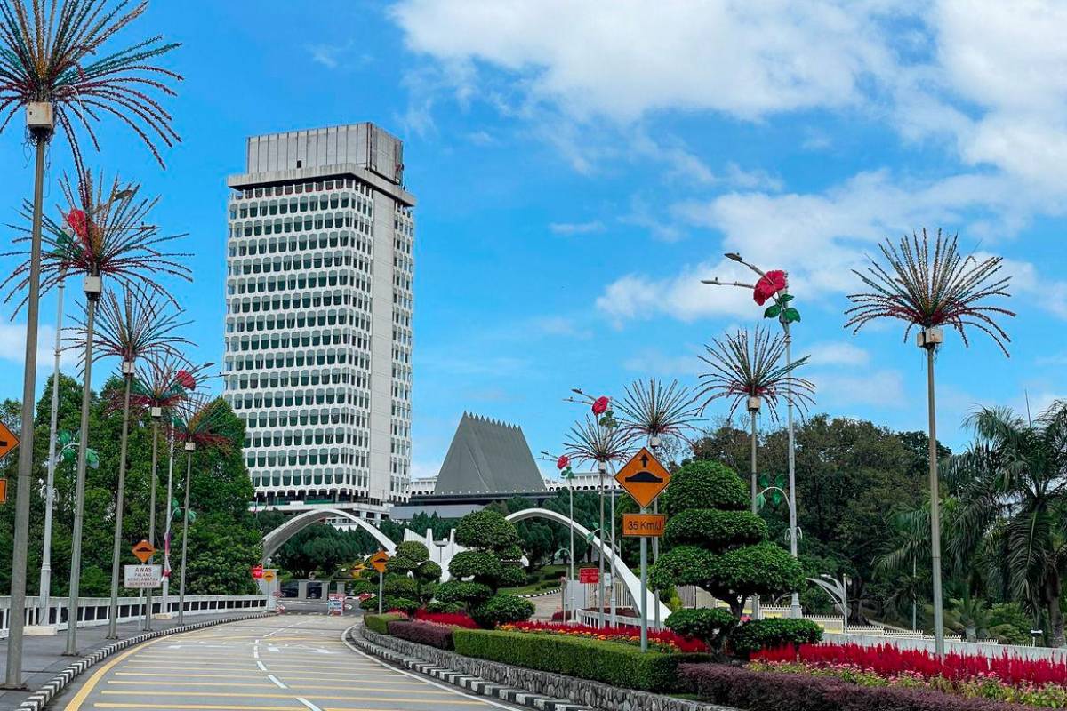 Haj visa issues and ASEAN policy in Parliament today