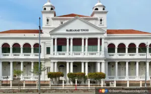 High Court upholds RM780,000 awarded to sacked exec