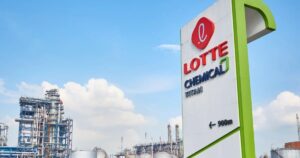 Lotte Chemical Titan rallies to year high in late surge
