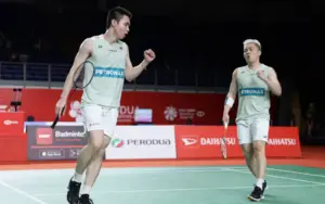 Cover Image for Pearly-Thinaah fall to home pair in China Open semis