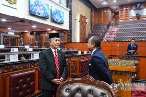 PARLIMEN: Ahmad Ibrahim angkat sumpah Ahli Dewan Negara