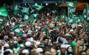 Cover Image for ‘Politik sindiran’ PAS jauhkan pengundi atas pagar, bukan Islam