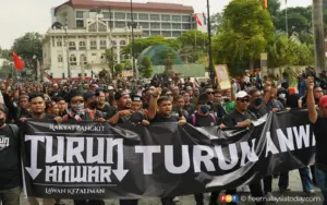 Cover Image for Federal leader’s insult pushed GRS into unity govt, says Hajiji