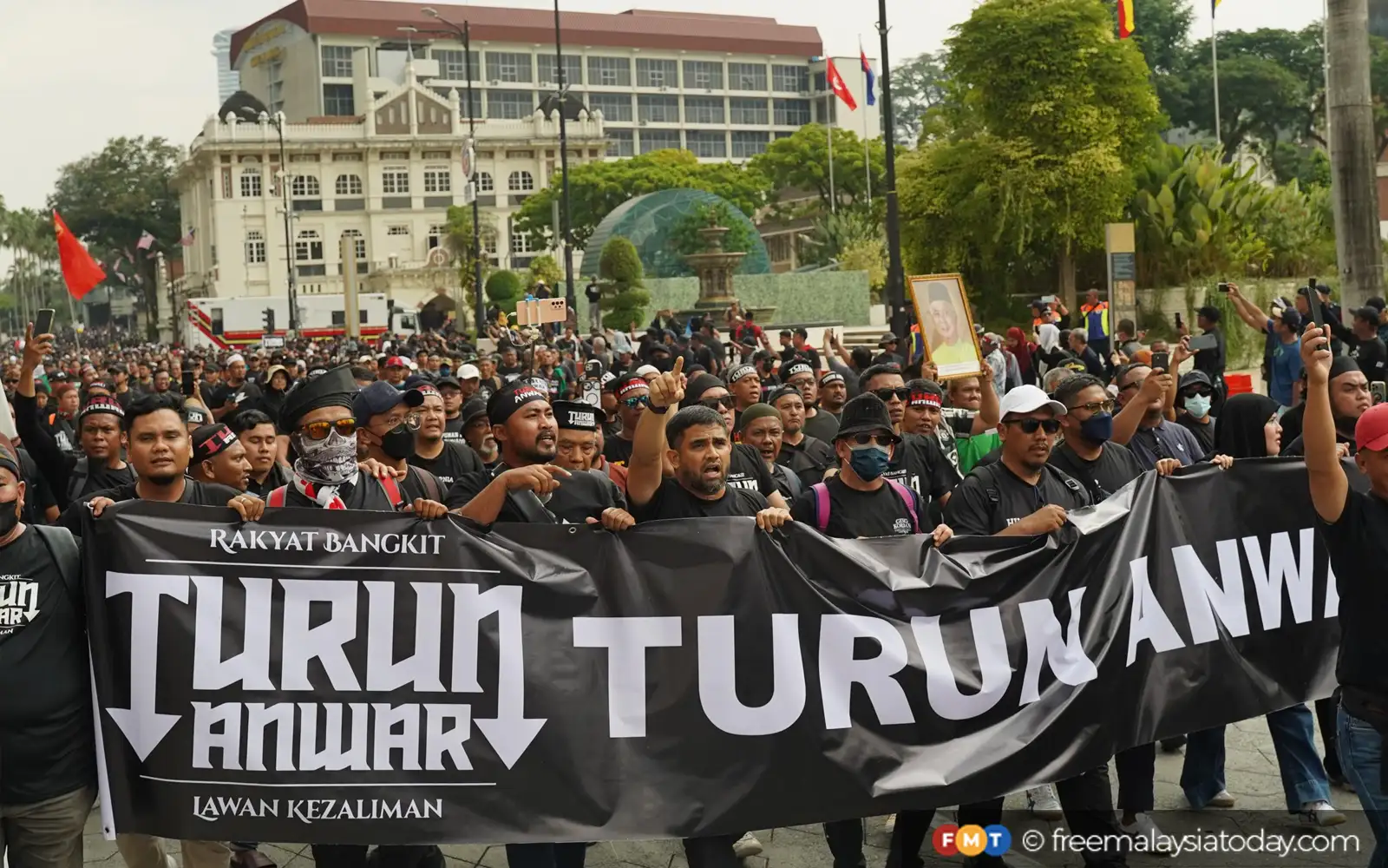 Cover Image for Federal leader’s insult pushed GRS into unity govt, says Hajiji