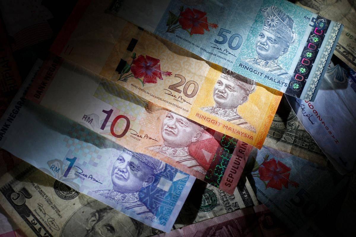 Ringgit strengthens against US dollar amid fiscal support measures