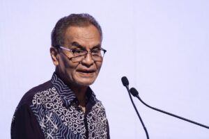 Study needed before classifying etomidate as a dangerous drug, says Dzulkefly