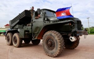Cover Image for Thailand sends F-16 jet as border clash with Cambodian forces escalates
