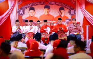 Tidak perlu terlalu ofensif, biar rakyat sendiri menilai - Fathul Bari