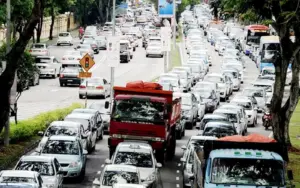 Cover Image for Tesla beats Chinese rivals in some driving assisted tests
