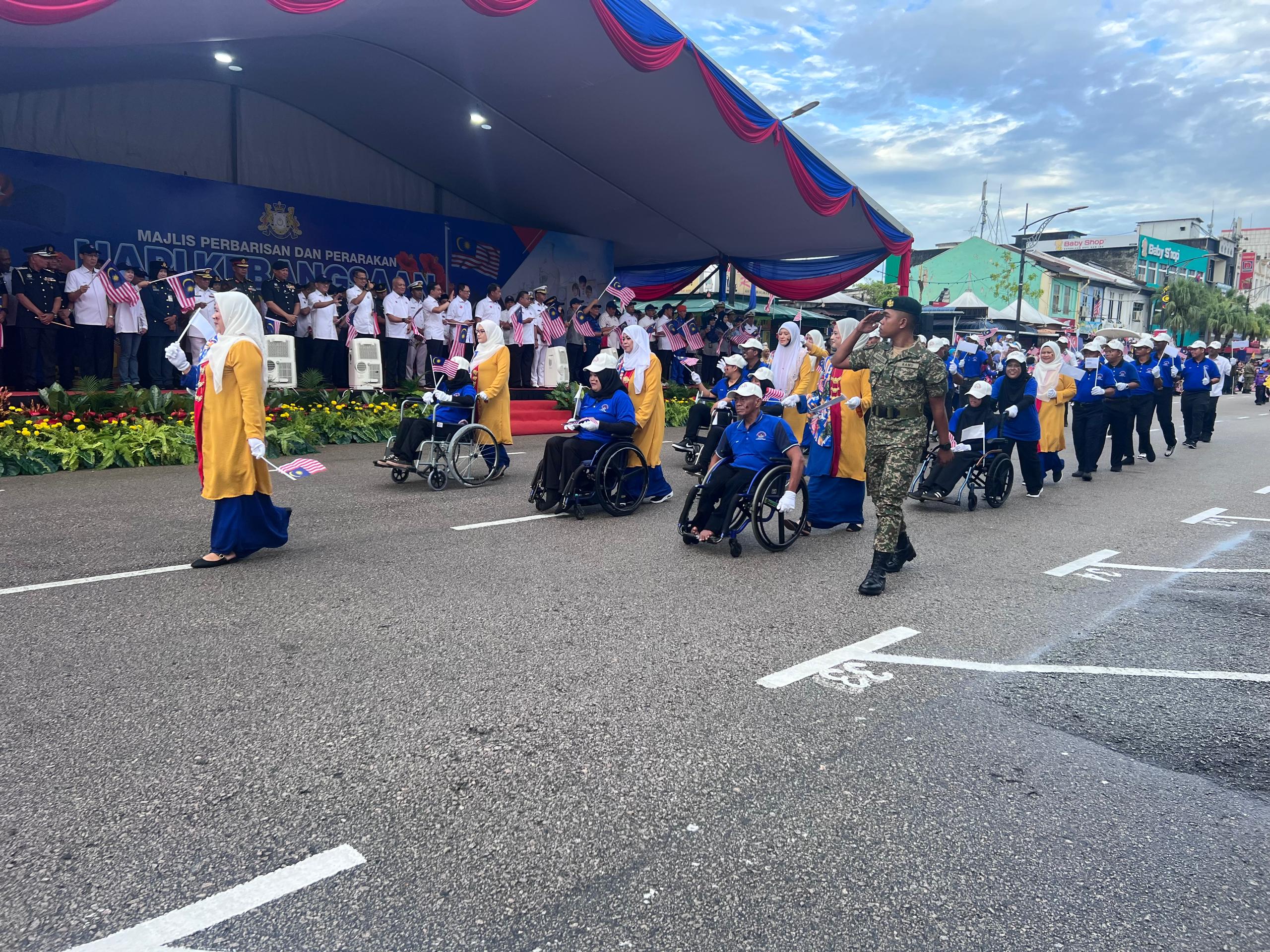 10,000 hadiri perbarisan sambutan Hari kemerdekaan di Johor