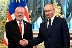 King meets Putin during landmark state visit