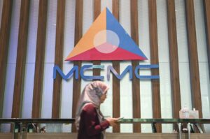 2.1 billion scam calls, unsolicited SMS blocked by MCMC since 2022, says Fahmi