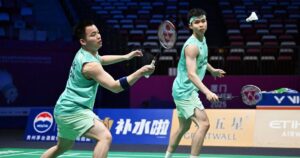 Aaron-Wooi Yik fend off Arif-Roy King to reach quarters in Paris