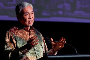 Ahmad Zahid nasihat rujuk maklumat rasmi METMalaysia