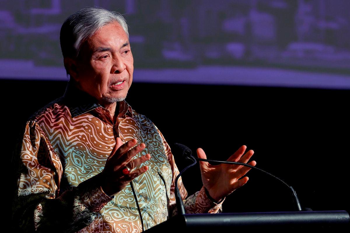 Ahmad Zahid nasihat rujuk maklumat rasmi METMalaysia