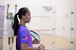 Ainaa, Ameeshanraj tempah slot separuh akhir