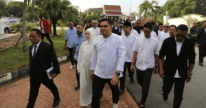 Akmal Saleh charged over Facebook post on Jalur Gemilang