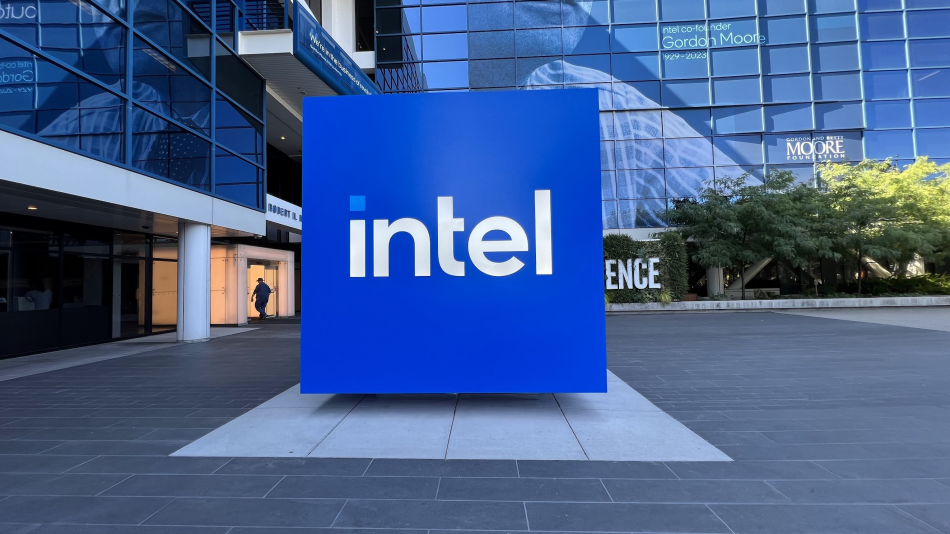 Amerika Syarikat Dalam Perbincangan Memegang Sebahagian Saham Intel