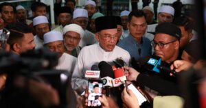 Anwar: Malaysia will continue efforts to find peace, security for southern Thailand