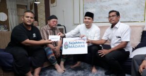 Anwar extends aid to cancer patient, retired soldier in Kuantan