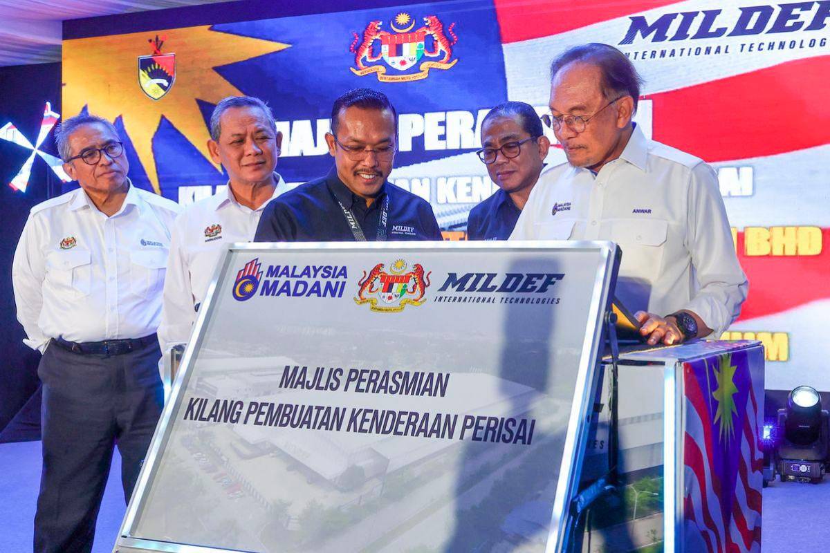 Anwar lancar kilang Mildef, perkukuh Industri Pertahanan Negara
