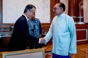 Anwar meets MUFG chairman to boost Malaysia-Japan investments