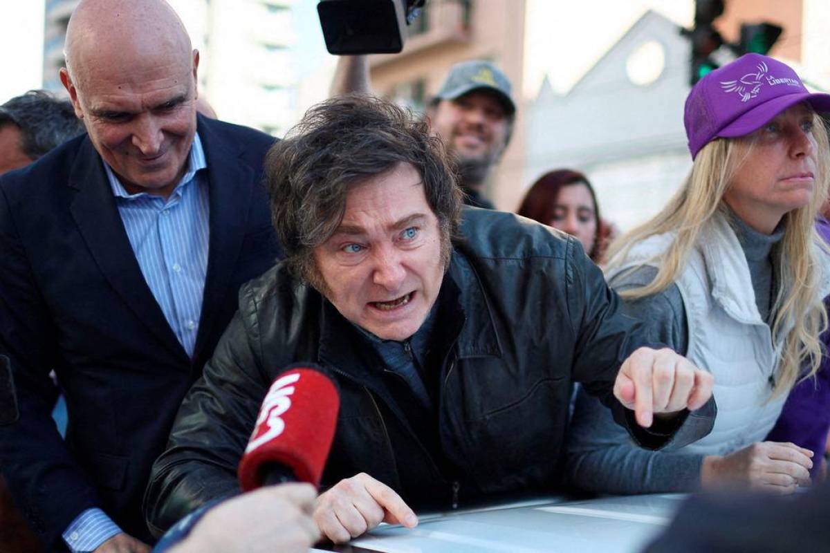 Argentina's Milei rushed from campaign event as protesters throw rocks at car