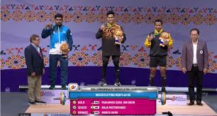 Aznil raih emas pertama negara