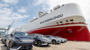 BYD Zhengzhou makes maiden voyage to Malaysia, able to carry 7,000 vehicles