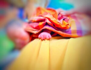 Bayi ditemui dalam bungkusan kain batik