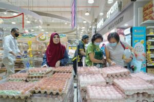 Bekalan telur ayam di pasaran stabil