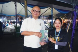 Buku Tempok Pelendong Ang cerita hidup Orang Asli Jakun