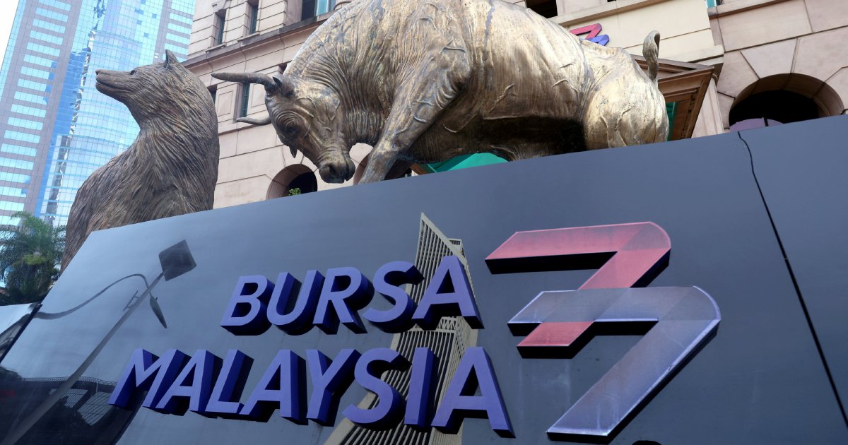 Bursa Malaysia ends morning session lower amid mixed regional markets