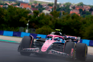 Colapinto reported OK after crashing in F1 tyre test