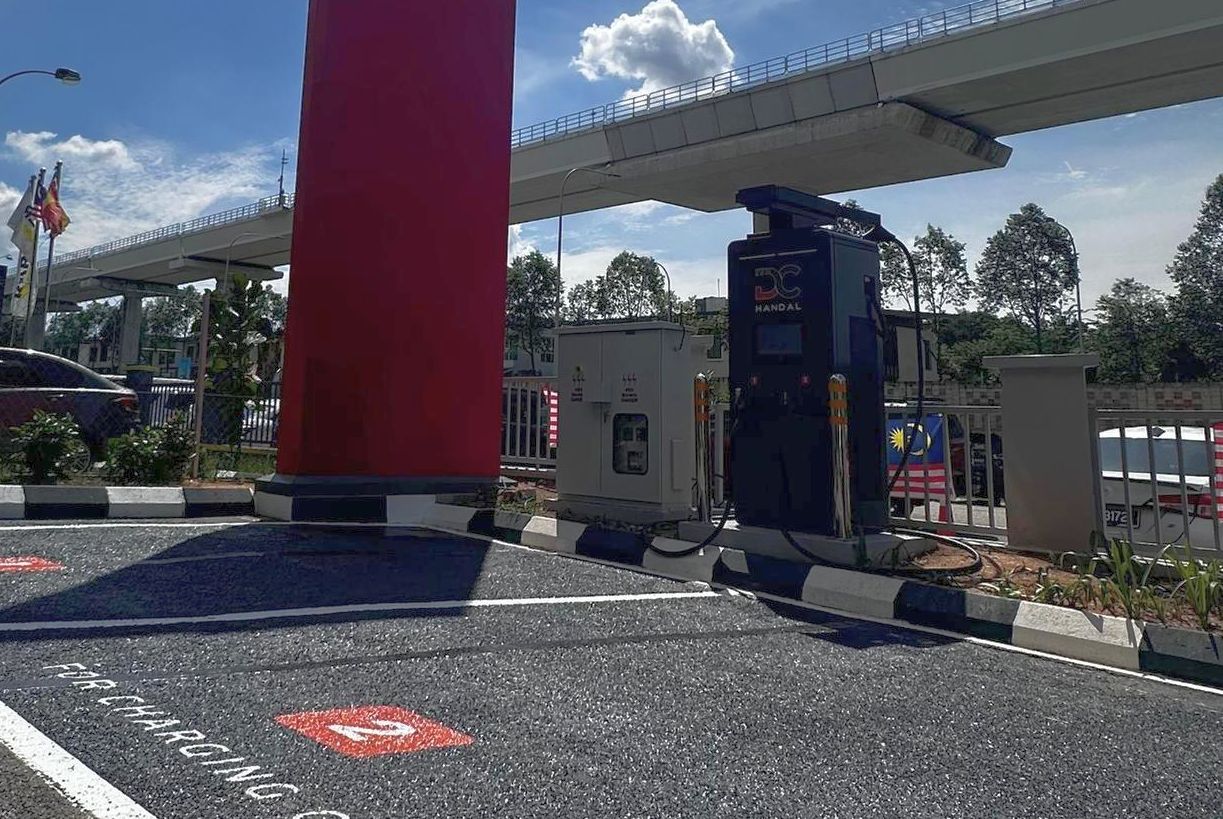 DC Handal deploys 120kW DC Charger at MG Motor Glenmarie, priced at RM1.20 per kWh