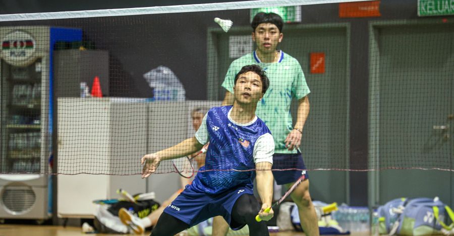 Demam gugat misi Arif ke Paris