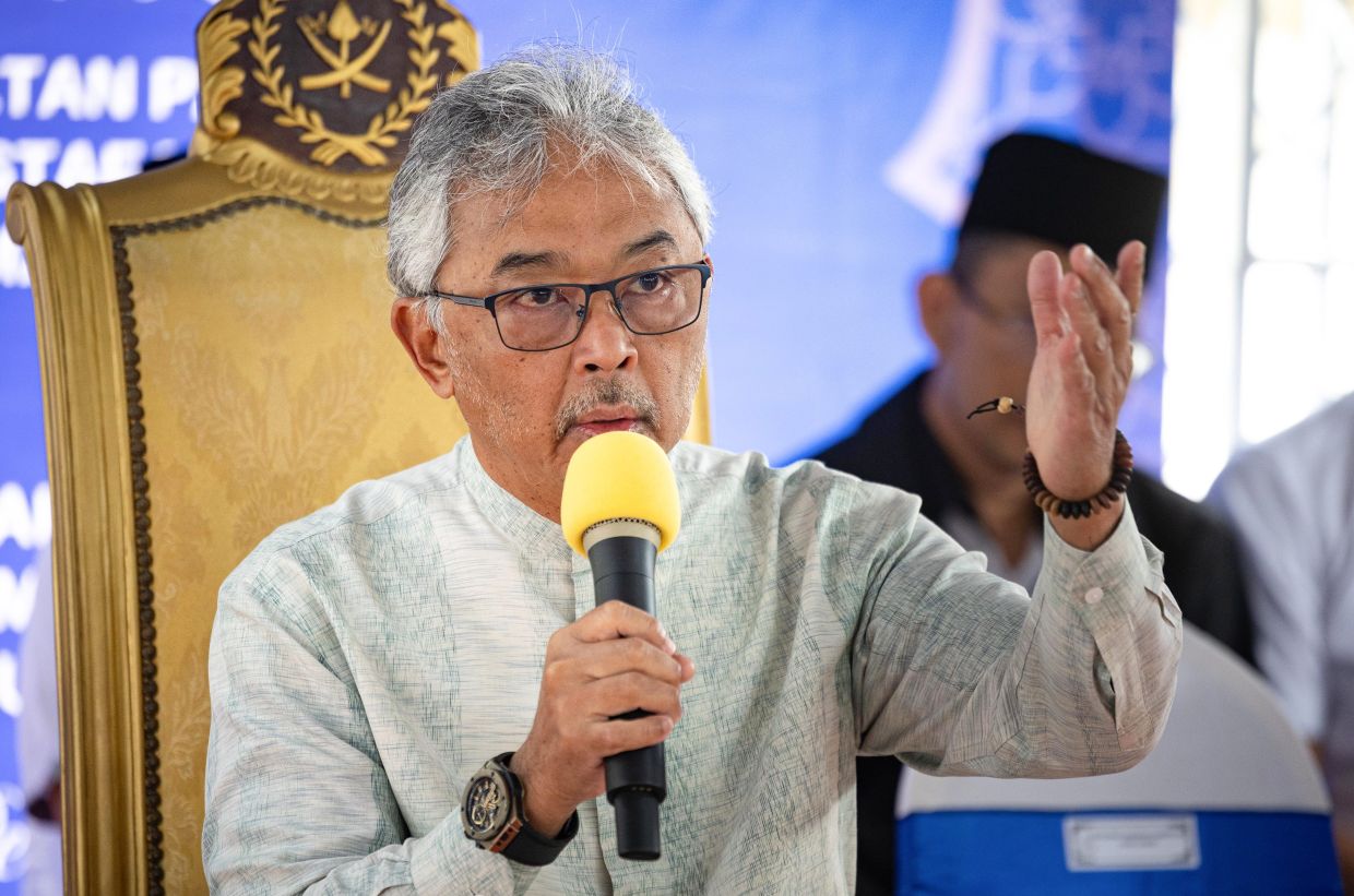 Earthquakes: Al-Sultan Abdullah calls for solat hajat in all mosques, surau in Pahang