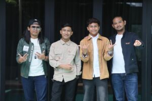Empat kali ‘rayu’ dana album Aura Cintaku