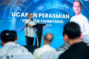 Fahmi Fadzil bantah pelantikan bekas tentera Israel oleh TikTok