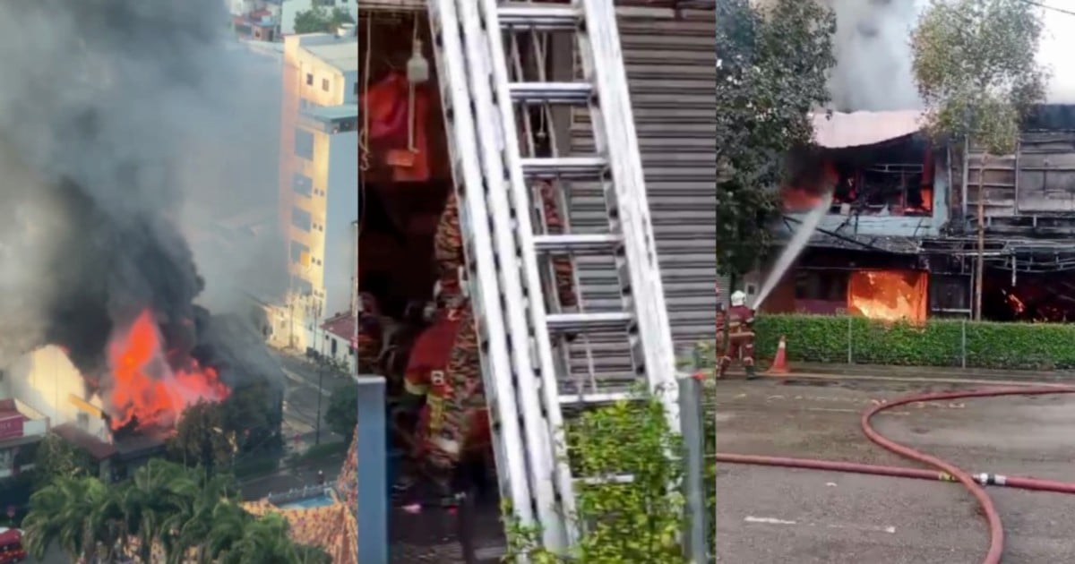 Fire destroys 3 pre-war shoplots in JB