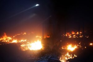Firefighters battle 'fire whirls' in northern Spain